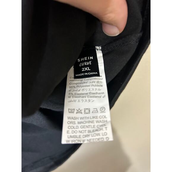 Women’s Size 2XL SHEIN Curve Be True Of Black & Orange Vinyl Graphic Tee - Picture 3 of 3